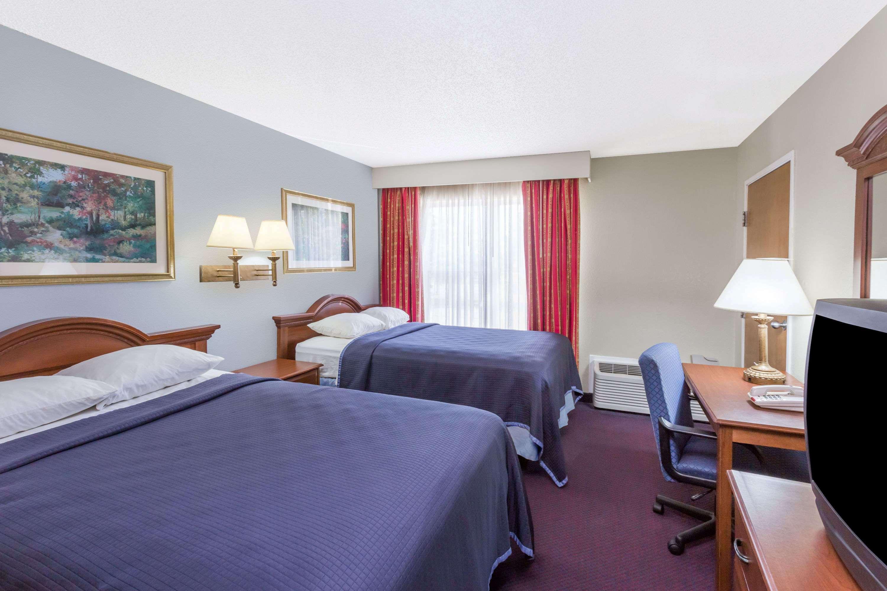Baymont By Wyndham Lake Park Valdosta I75 Εξωτερικό φωτογραφία